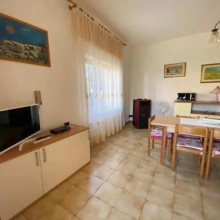 Centro Daire Budoni